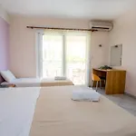 Amversa's House 3* Potos