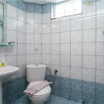 Amversa's House 3* Potos