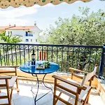 Amversa's House 3* Potos