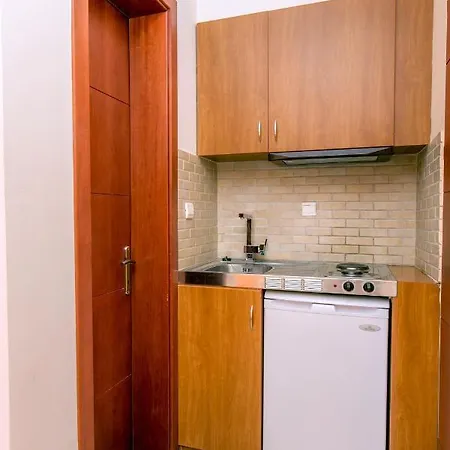 Amversa's House מלון דירות 3*