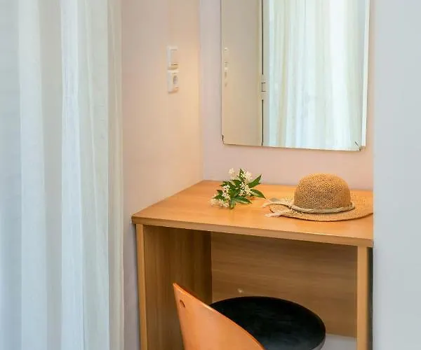 Apartahotel Amversa's House 3*