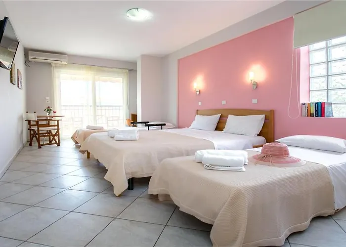 Amversa's House Potos